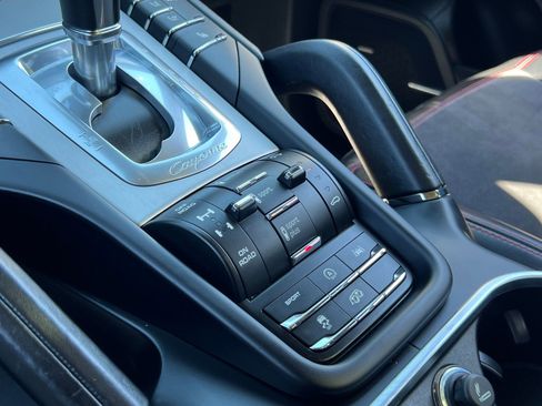 Used 2017 Porsche Cayenne GTS image 32