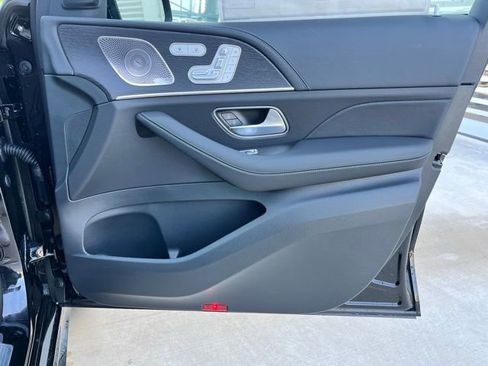 New 2026 Mercedes-Benz GLE 53 AMG 4MATIC image 23