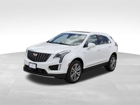 New 2026 Cadillac XT5 Premium Luxury FWD image 2