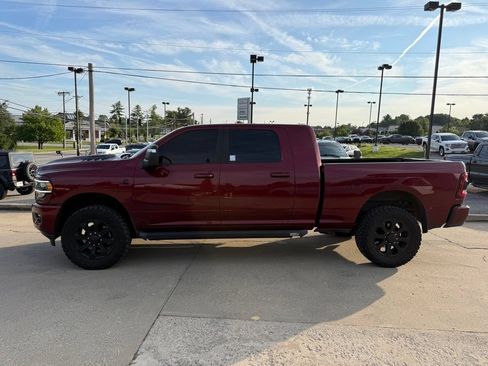 Used 2024 RAM 2500 Laramie w/ Night Edition AWD/4WD image 10