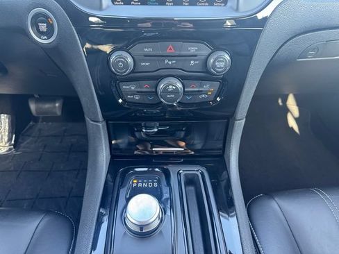Used 2023 Chrysler 300 S RWD image 12