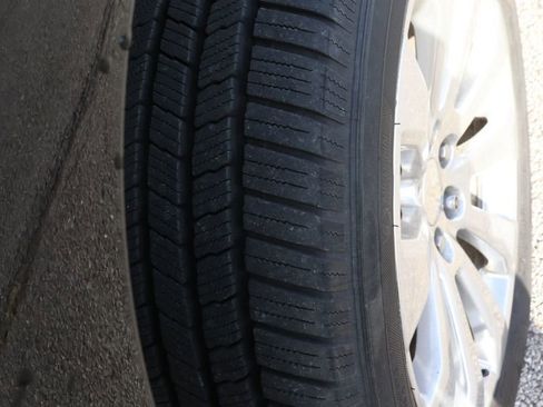 Used 2020 Chevrolet Silverado 1500 High Country w/ Technology Package image 46