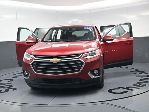Used 2018 Chevrolet Traverse LT image 21