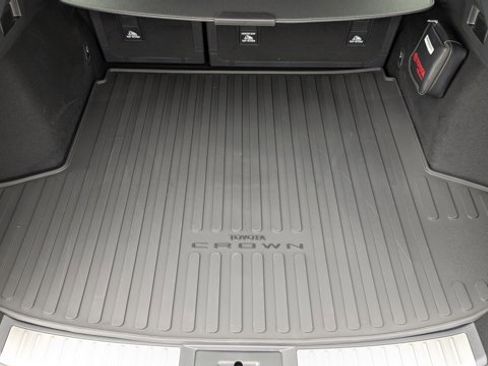 New 2026 Toyota Crown Signia Limited image 6