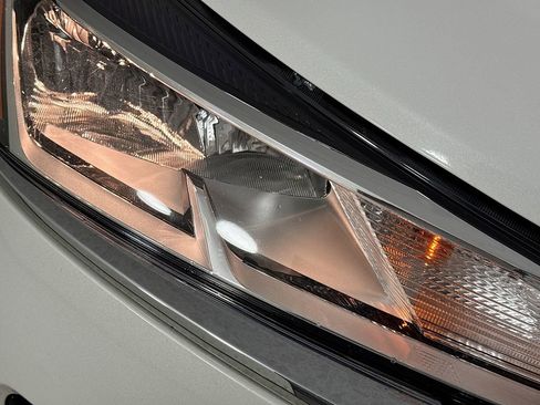 Used 2023 Nissan Kicks SV FWD image 35