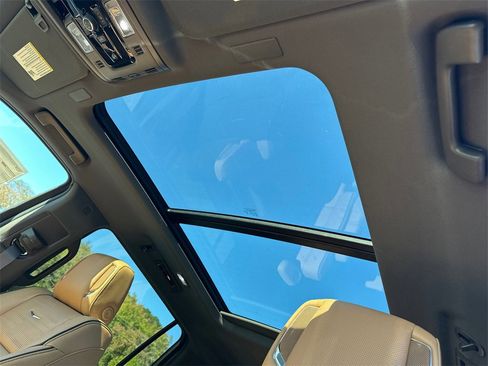 New 2026 Cadillac Escalade ESV Luxury w/ Touring Package image 30