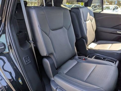 Used 2025 Lexus TX 500h AWD w/ Technology Package image 29