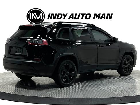 Used 2019 Jeep Cherokee Latitude Plus FWD image 4