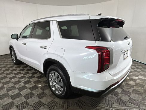 Used 2025 Hyundai Palisade SEL FWD image 4