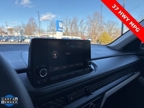 Used 2023 Honda Accord LX image 18