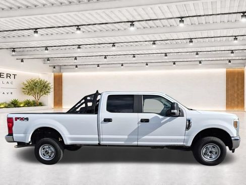 Used 2019 Ford F250 XL w/ Power Equipment Group AWD/4WD image 12