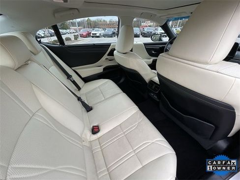 Used 2022 Lexus ES 350 Ultra Luxury image 20