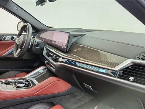Used 2025 BMW X6 M60i image 21