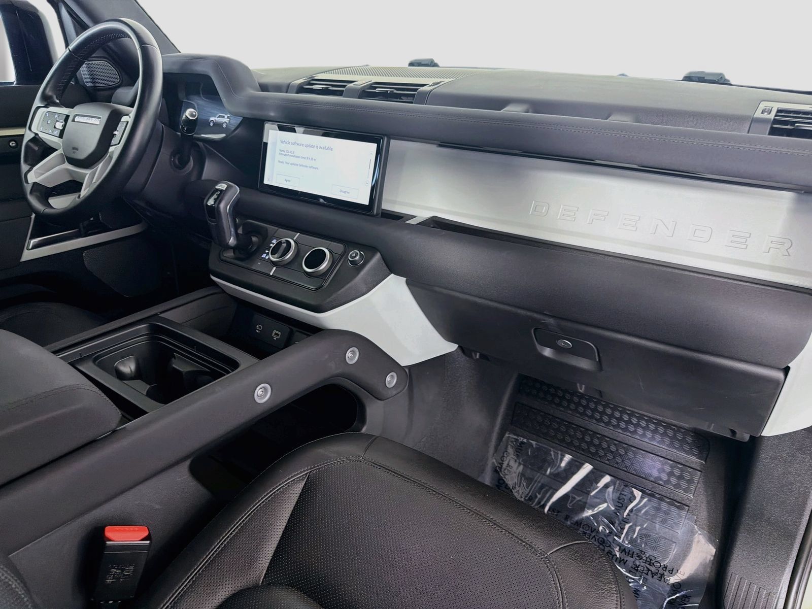 Used 2023 Land Rover Defender 110 S AWD/4WD image 34