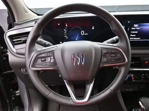 Used 2025 Buick Encore GX Preferred AWD/4WD image 28