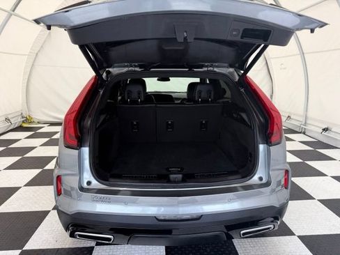 Used 2025 Cadillac XT4 Premium Luxury FWD image 5