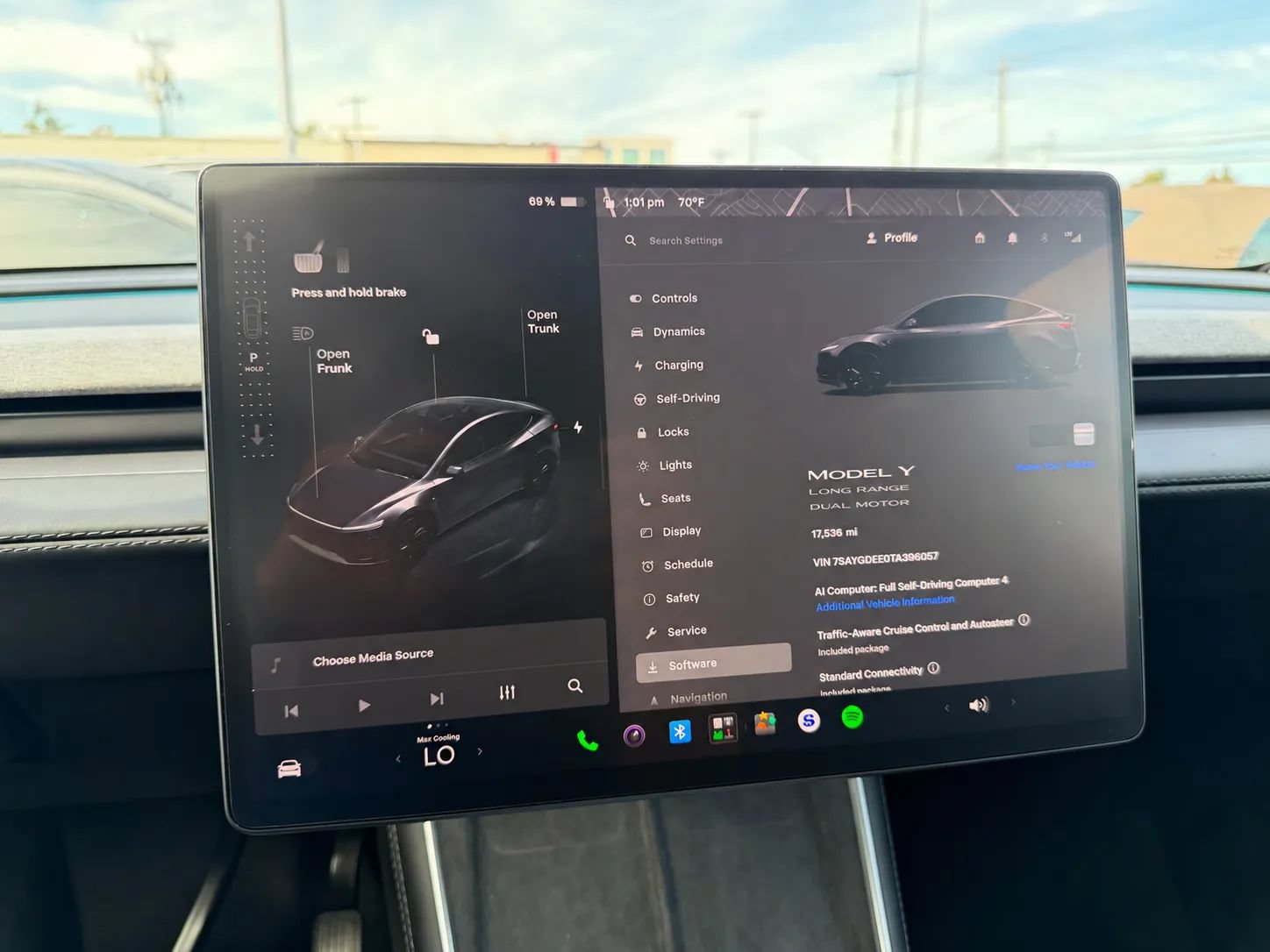 Used 2026 Tesla Model Y Long Range AWD/4WD image 25