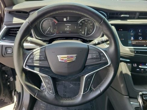 Certified 2024 Cadillac XT5 Premium Luxury FWD image 33