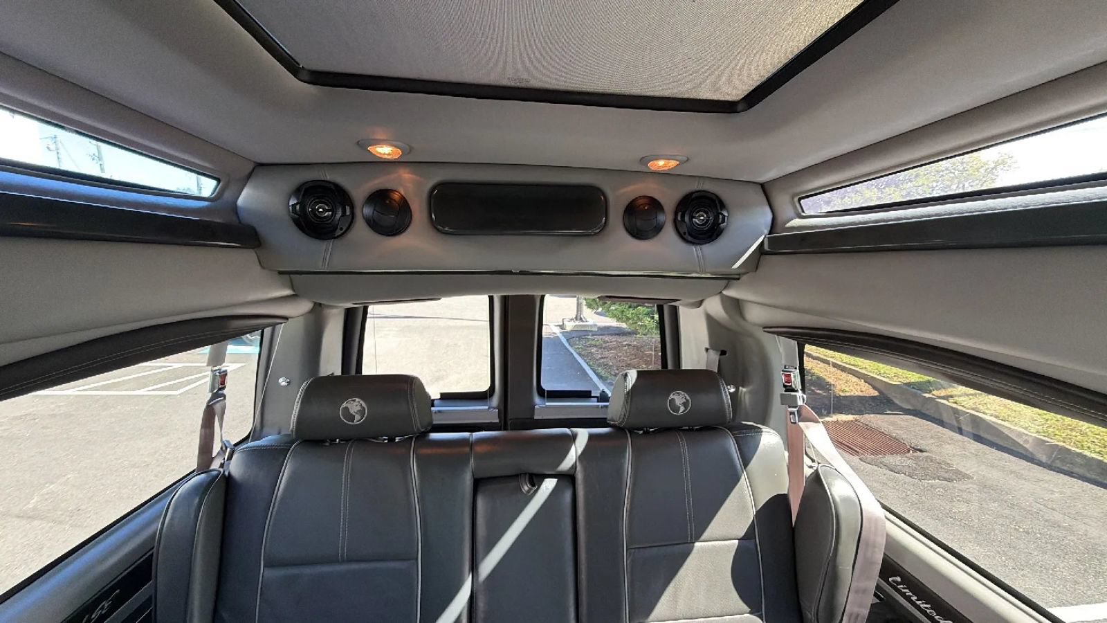 Used 2019 GMC Savana 2500 w/ Enhanced Convenience Package RWD image 69
