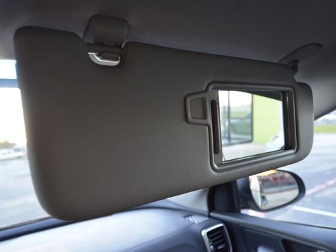 Used 2020 Kia Sportage LX image 41