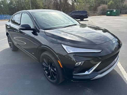 Used 2025 Buick Envista Sport Touring image 7