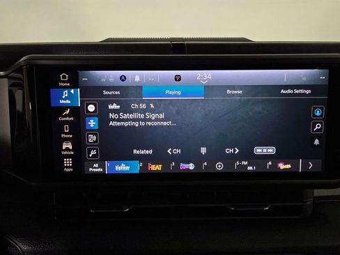 New 2026 Jeep Gladiator Sport AWD/4WD image 18