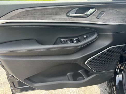 New 2026 Jeep Grand Cherokee Limited AWD/4WD image 21