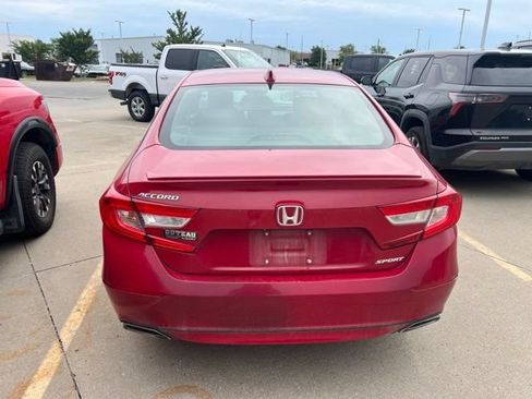 Used 2019 Honda Accord Sport image 5