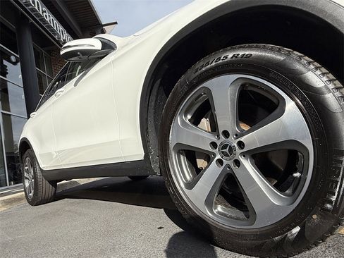 Certified 2022 Mercedes-Benz GLC 300 4MATIC image 11