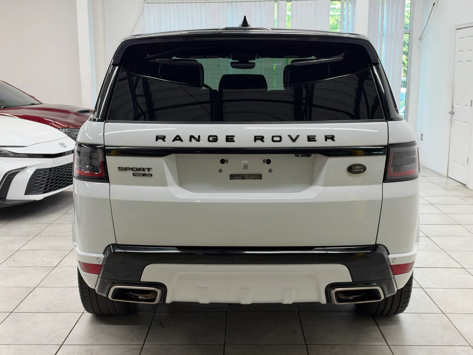 Used 2020 Land Rover Range Rover Sport HSE Dynamic AWD/4WD image 8