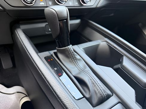 Certified 2023 Honda Accord LX image 19