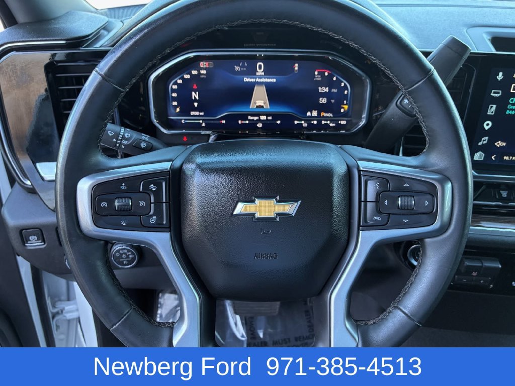 Used 2025 Chevrolet Silverado 2500 LT w/ Safety Package AWD/4WD image 18
