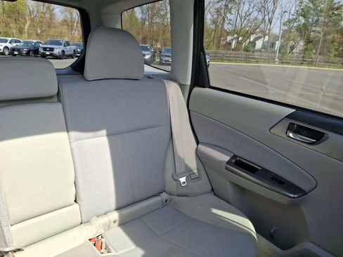 Used 2012 Subaru Forester 2.5X Premium w/ All-Weather Pkg image 14
