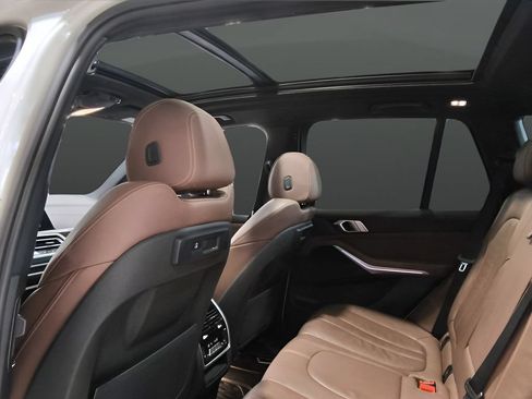 Used 2020 BMW X5 xDrive40i w/ M Sport Package AWD/4WD image 33