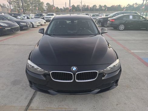 Used 2013 BMW 320i 320i Sedan 4D image 4