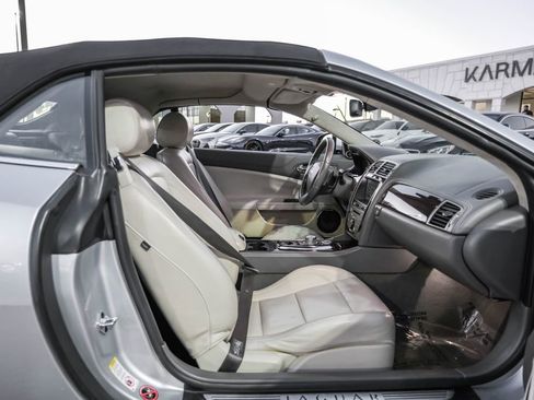 Used 2010 Jaguar XK Convertible image 34