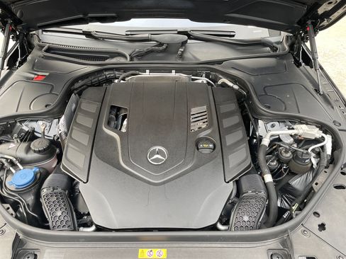 Used 2019 Mercedes-Benz S 560 4MATIC Sedan image 48