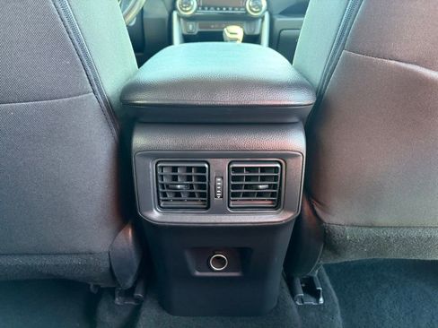 Certified 2025 Toyota RAV4 LE AWD/4WD image 18