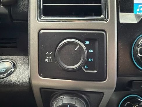 Used 2017 Ford F150 Lariat AWD/4WD image 34
