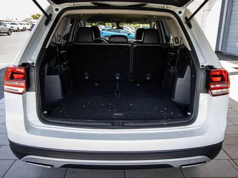 Used 2018 Volkswagen Atlas SE image 16