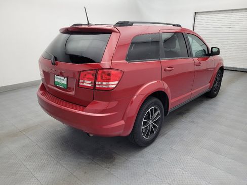 Used 2018 Dodge Journey SE w/ Connectivity Group FWD image 9