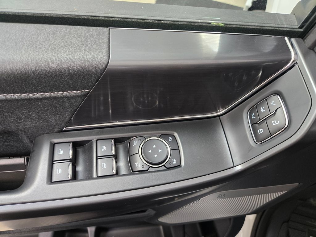 Used 2025 Ford F150 Lariat w/ Equipment Group 501A Mid AWD/4WD image 14
