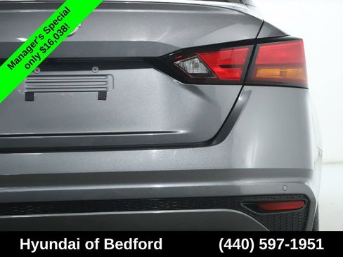 Used 2024 Nissan Altima 2.5 S FWD image 44