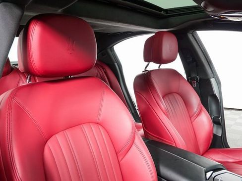 Used 2023 Maserati Ghibli Modena Q4 image 24