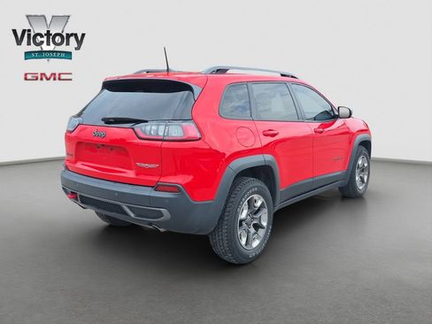 Used 2019 Jeep Cherokee Trailhawk AWD/4WD image 18
