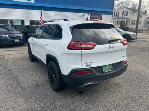 Used 2018 Jeep Cherokee Limited AWD/4WD image 12