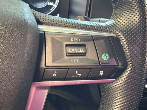 Used 2024 Mitsubishi Outlander SE FWD image 38