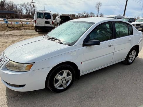 Used 2006 Saturn ION Level 2 image 1