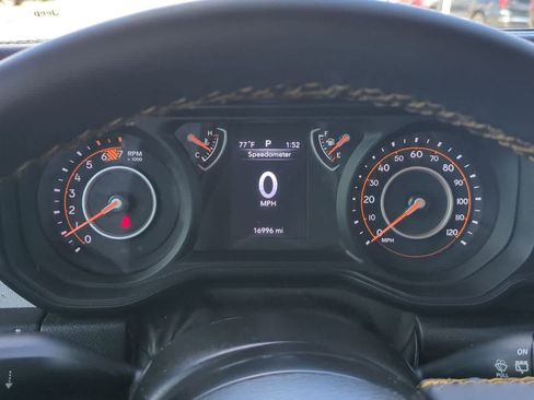 Used 2024 Jeep Wrangler Unlimited Sport AWD/4WD image 30