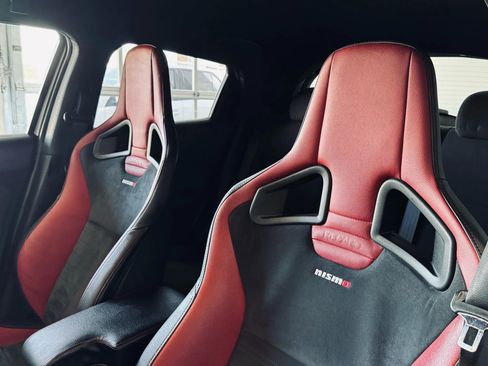 Used 2015 Nissan Juke NISMO RS image 10